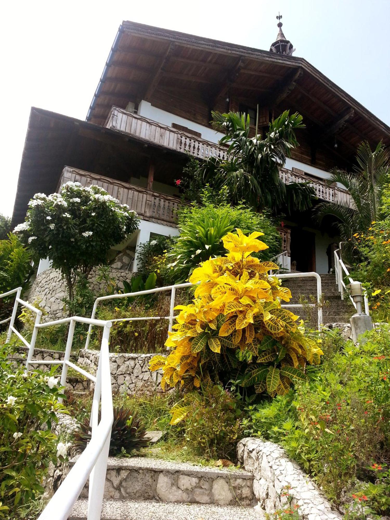 Hof Gorei Beach Resort Davao Samal Exterior photo